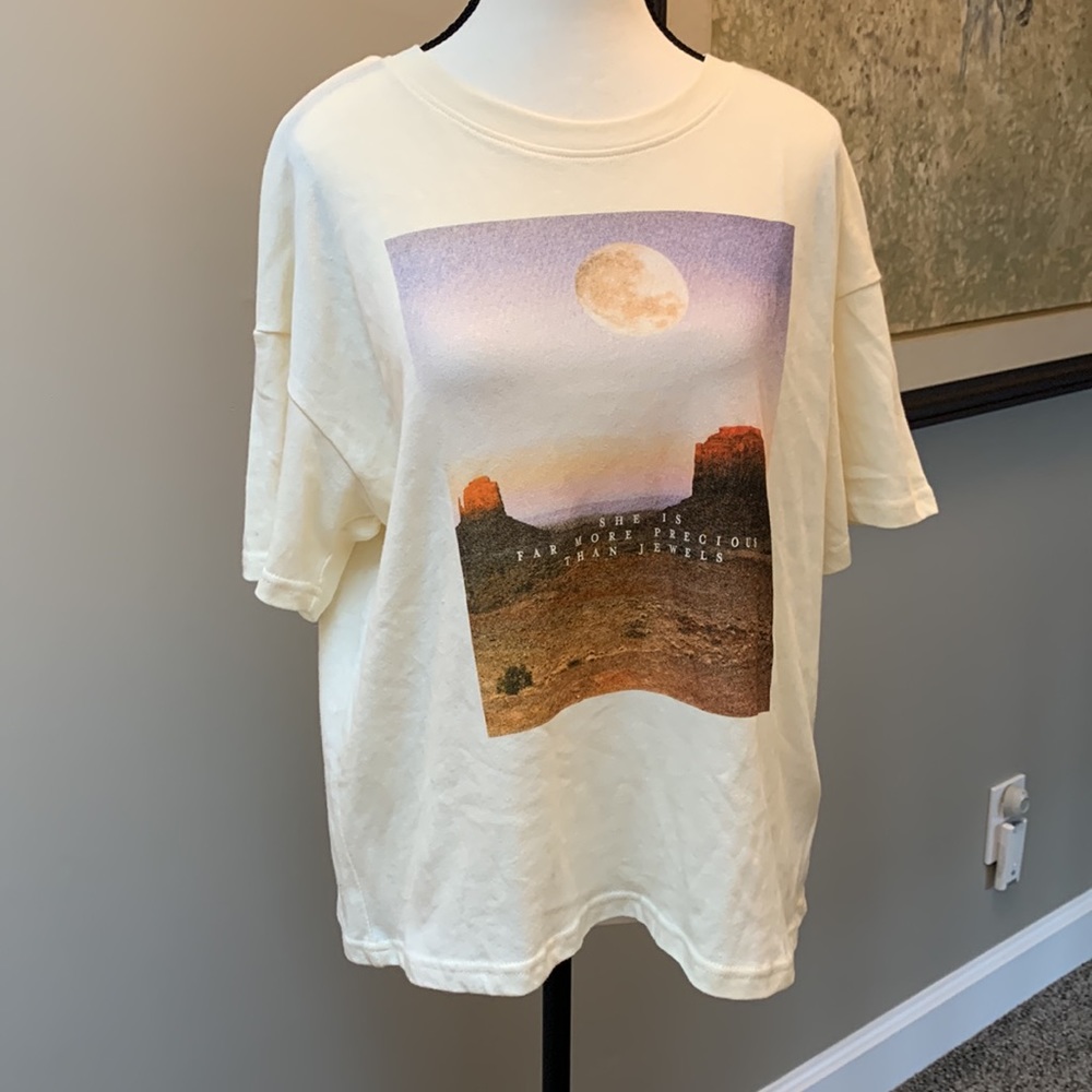 🌸4/$12 FOREVER 21 like new oversized graphic tee
